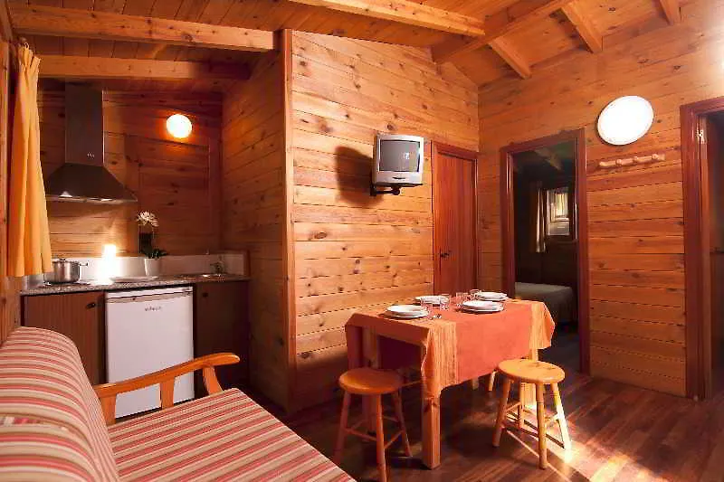 Campsite Camping Torre De La Mora Tarragona